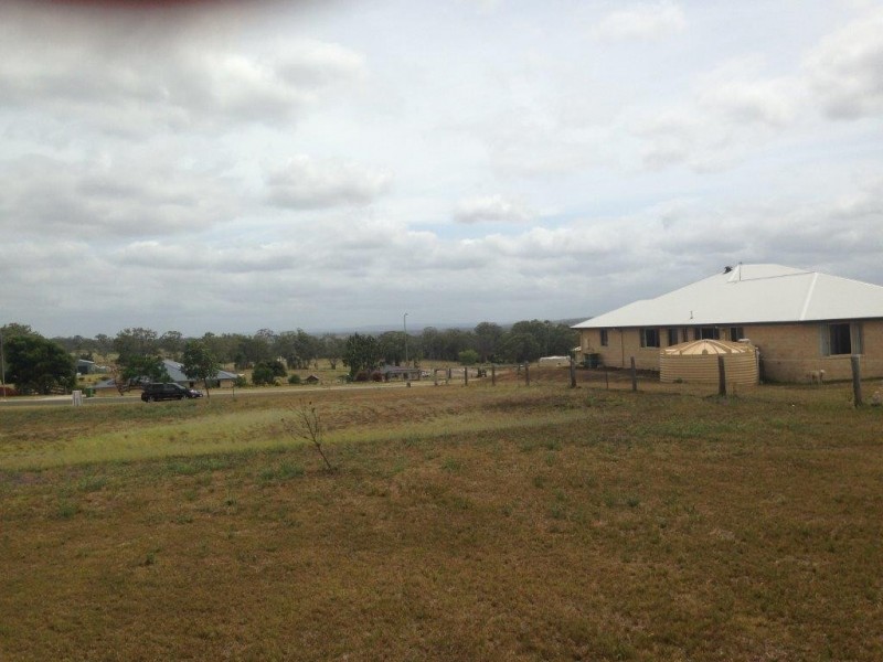 3 Settlers Drive, Gowrie Junction QLD 4352