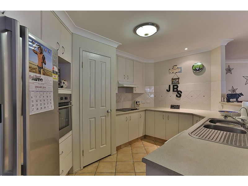 20 Weis Crescent, Middle Ridge QLD 4350