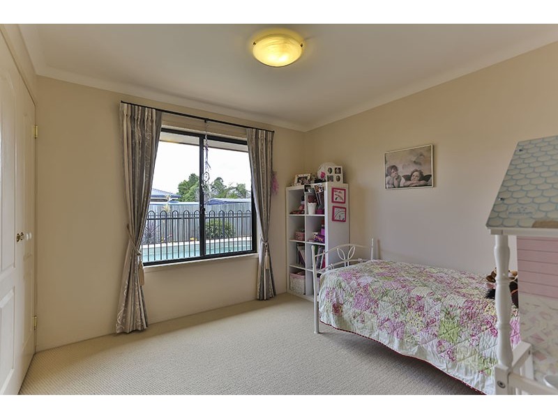 22 Hinchliffe Drive, Kearneys Spring QLD 4350