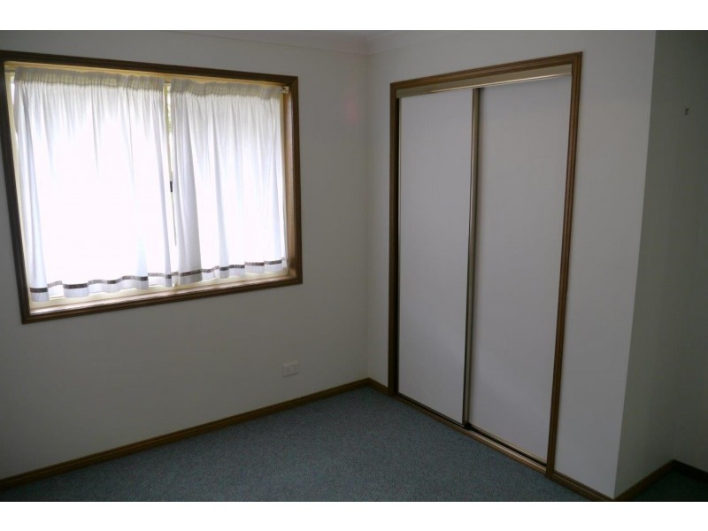 61 Holberton Street, Rockville QLD 4350