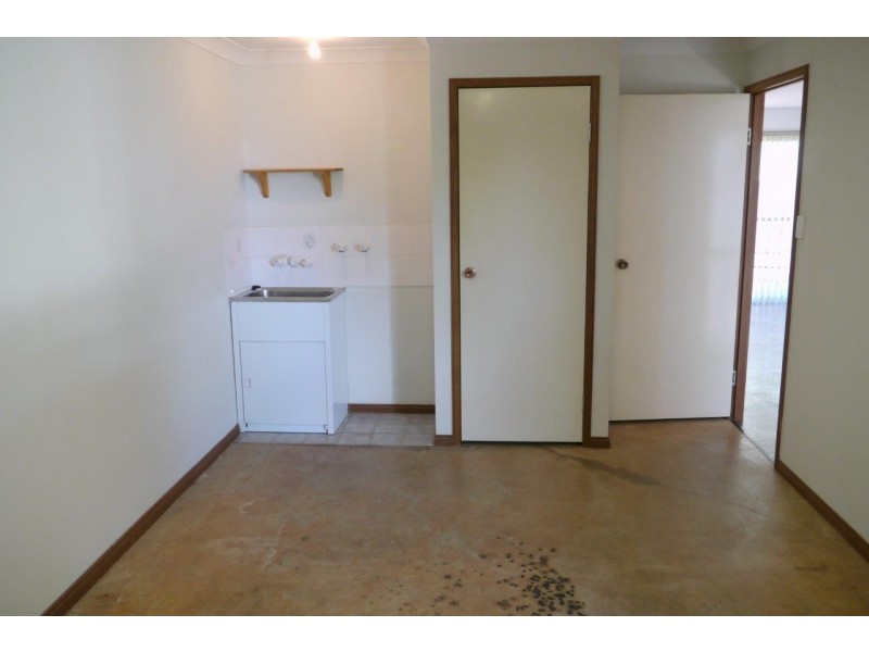 61 Holberton Street, Rockville QLD 4350