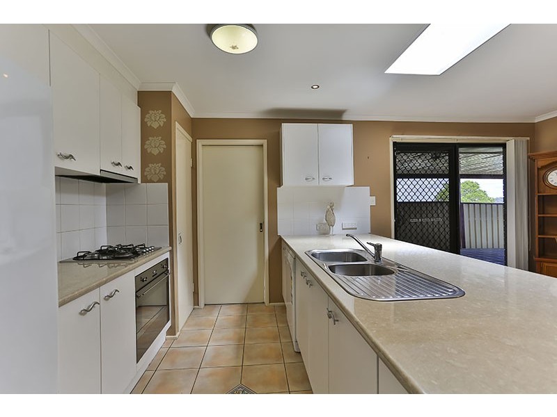 13 Batch Court, Harristown QLD 4350