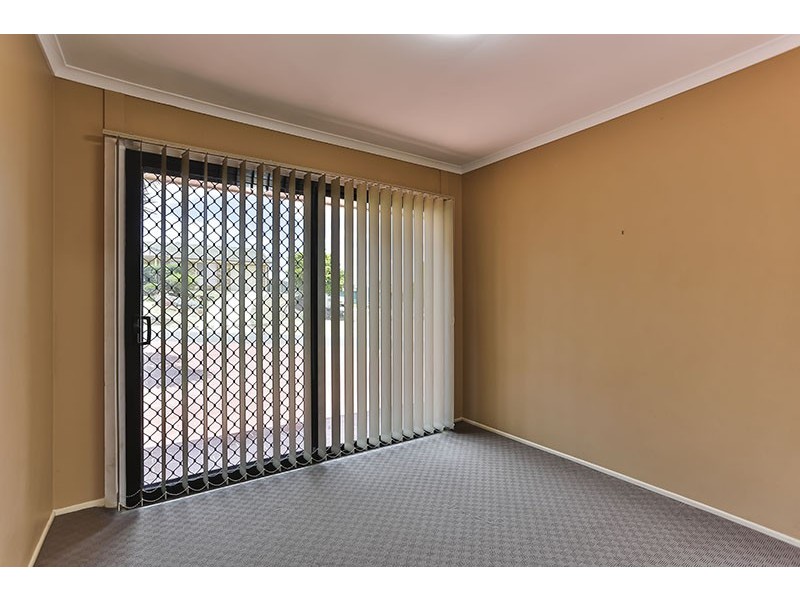 13 Batch Court, Harristown QLD 4350