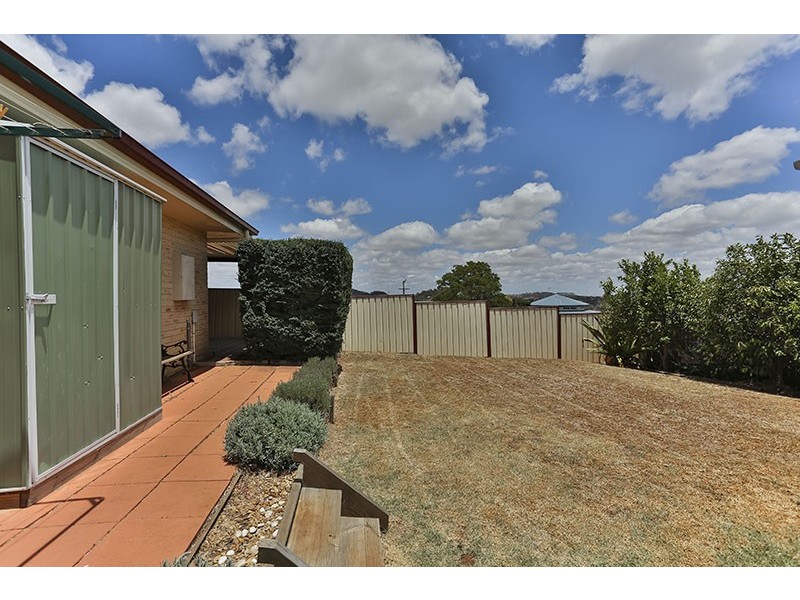 13 Batch Court, Harristown QLD 4350