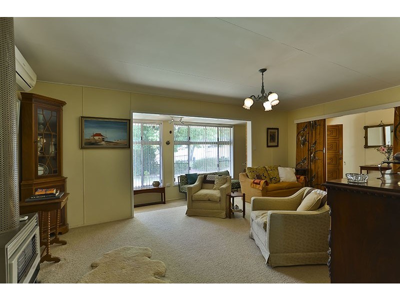 3 Veronica Court, Centenary Heights QLD 4350