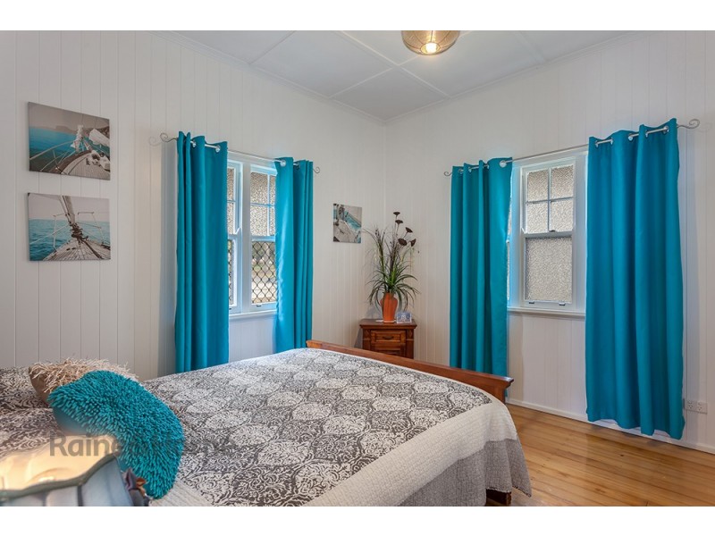130 Holberton Street, Newtown QLD 4350