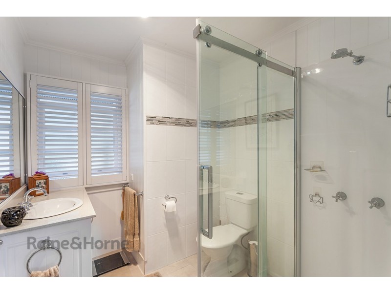 130 Holberton Street, Newtown QLD 4350