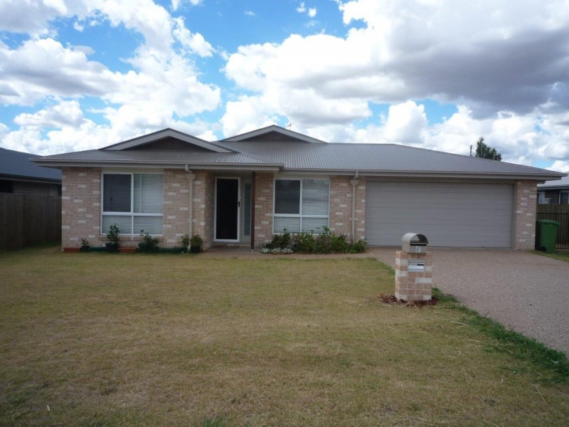 5 Clive Street, Oakey QLD 4401
