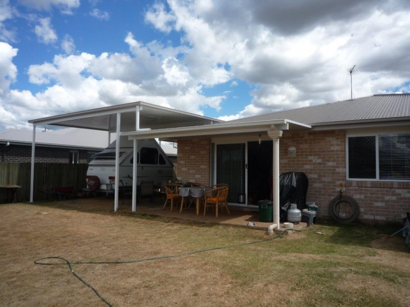 5 Clive Street, Oakey QLD 4401