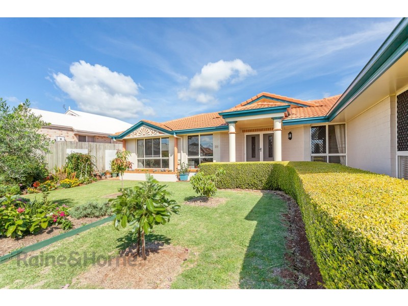 30 Paulene Crescent, Kearneys Spring QLD 4350