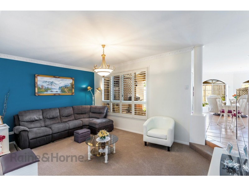 30 Paulene Crescent, Kearneys Spring QLD 4350