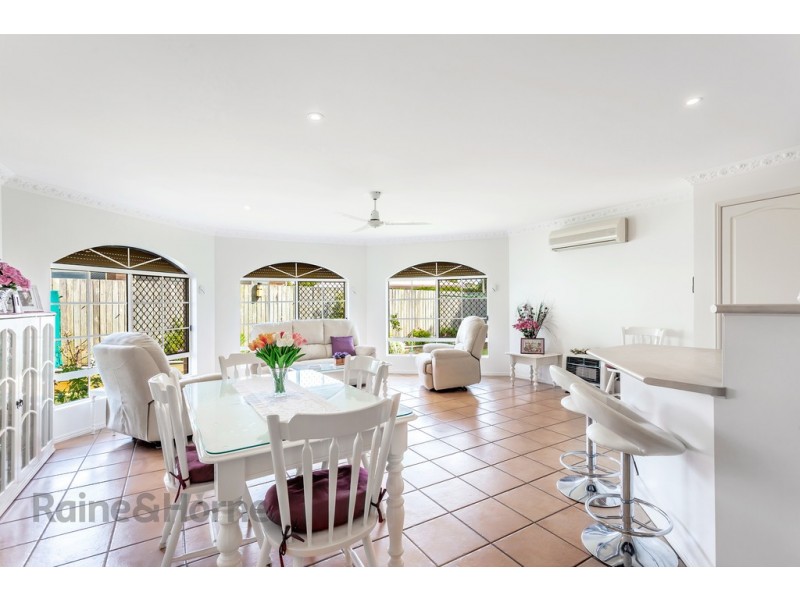 30 Paulene Crescent, Kearneys Spring QLD 4350
