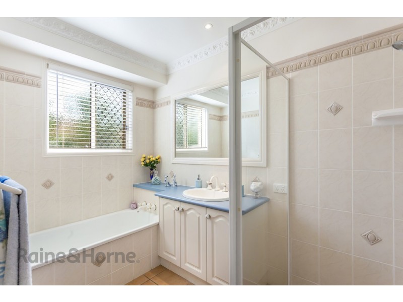 30 Paulene Crescent, Kearneys Spring QLD 4350