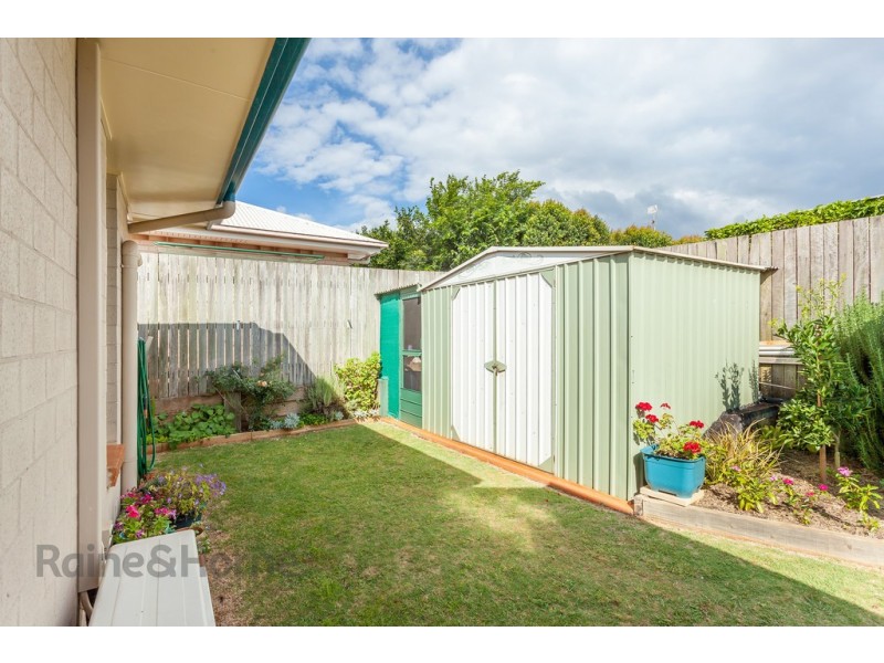 30 Paulene Crescent, Kearneys Spring QLD 4350