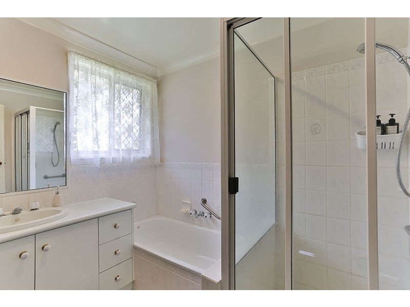 23 Dandelion Drive, Middle Ridge QLD 4350