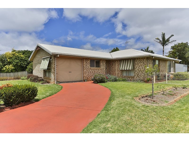 23 Dandelion Drive, Middle Ridge QLD 4350
