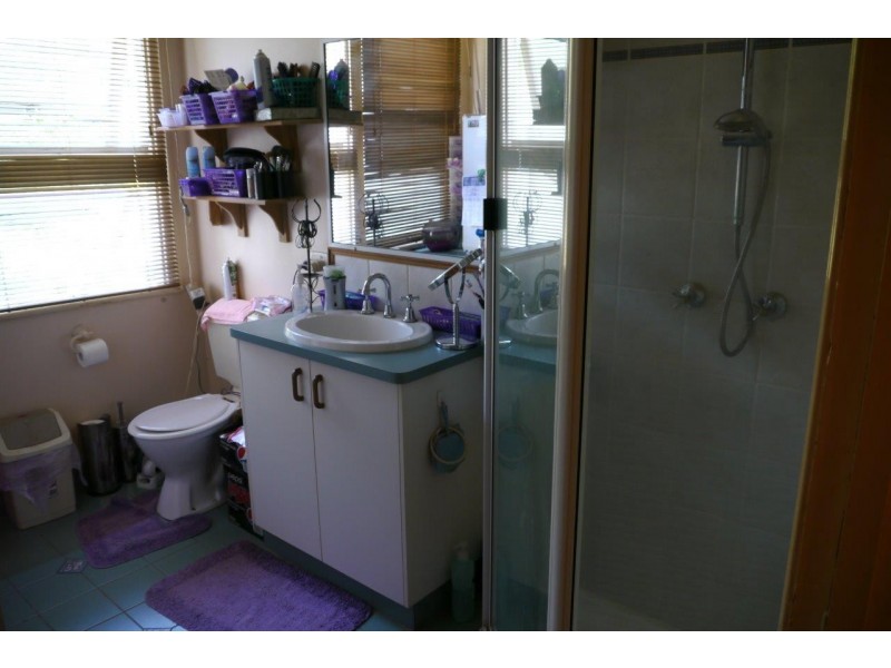 77 Perth Street, Rangeville QLD 4350