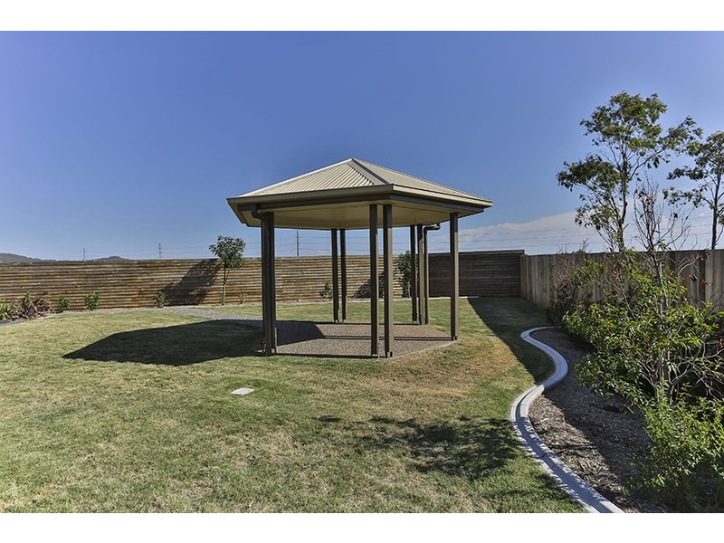 7/98 Main Street, Westbrook QLD 4350