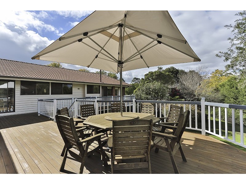 9 Zupps Road, Middle Ridge QLD 4350