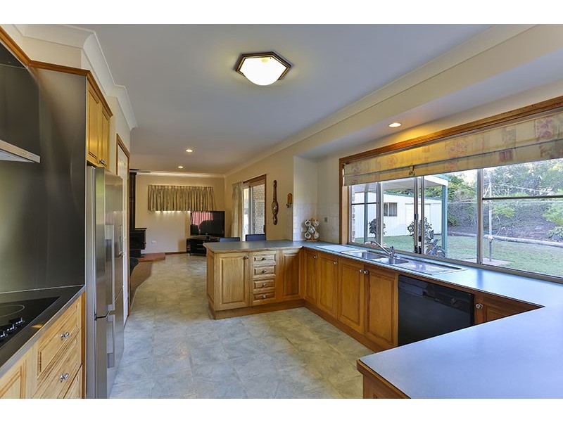 1 Joy-Anne Court, Vale View QLD 4352