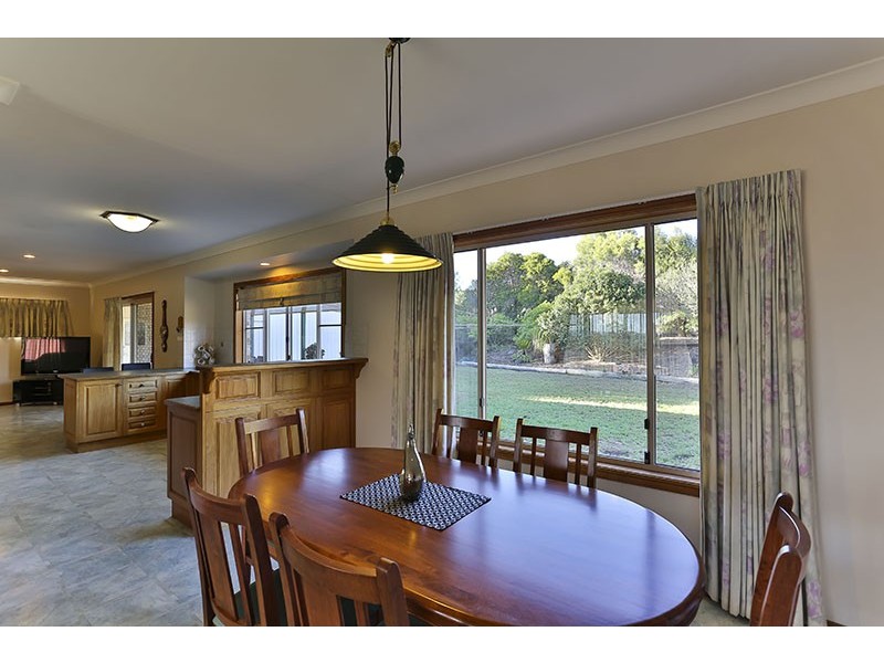 1 Joy-Anne Court, Vale View QLD 4352