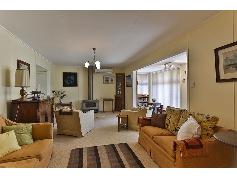 3 Veronica Court, Centenary Heights QLD 4350