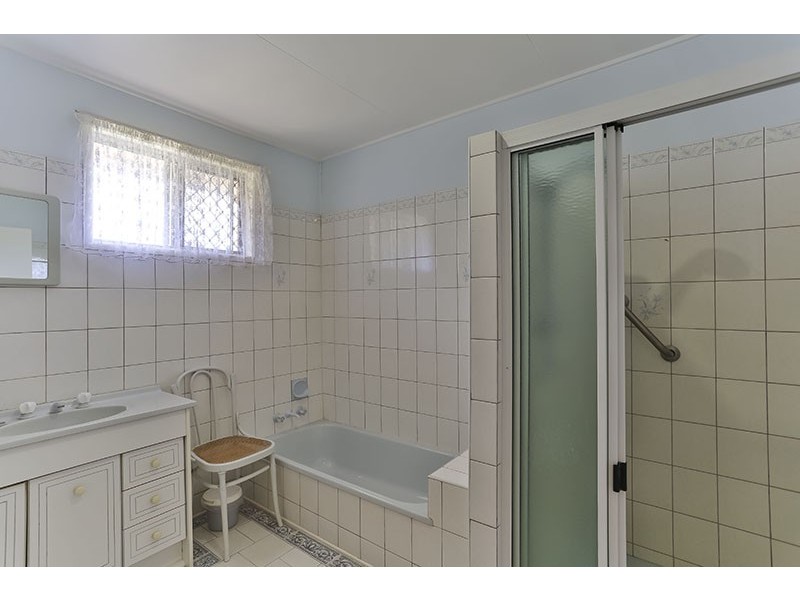 3 Veronica Court, Centenary Heights QLD 4350