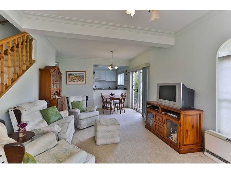 3/6 Gabrielle Street, Kearneys Spring QLD 4350