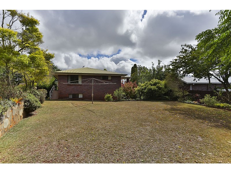 4 Ruth Street, Centenary Heights QLD 4350