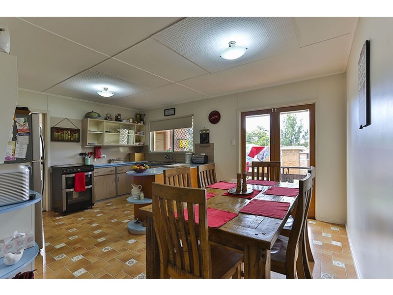 191 Alderley Street, Centenary Heights QLD 4350