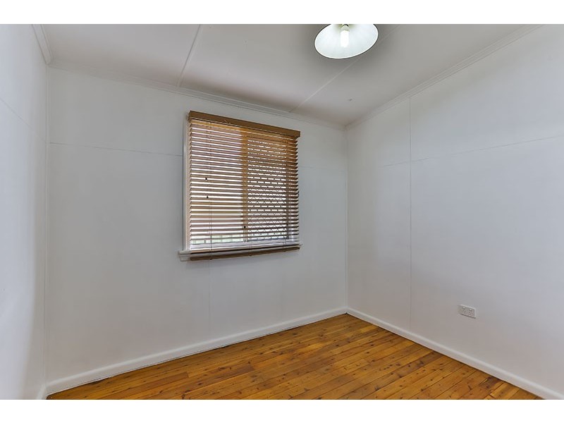 12 Shiel Street, Rangeville QLD 4350