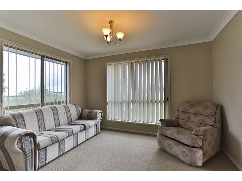 52 Belclaire Drive, Westbrook QLD 4350