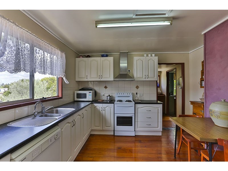 4 Ramsay Street, Cambooya QLD 4358