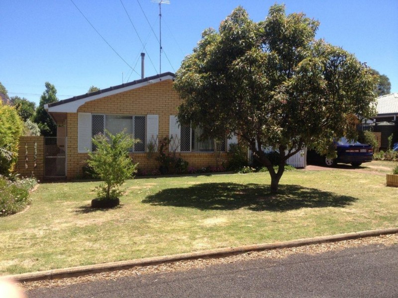 5 Sampson Street, Wilsonton QLD 4350