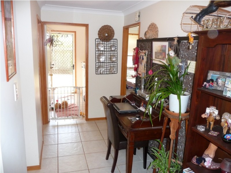 6 Kuhn Street, Kearneys Spring QLD 4350