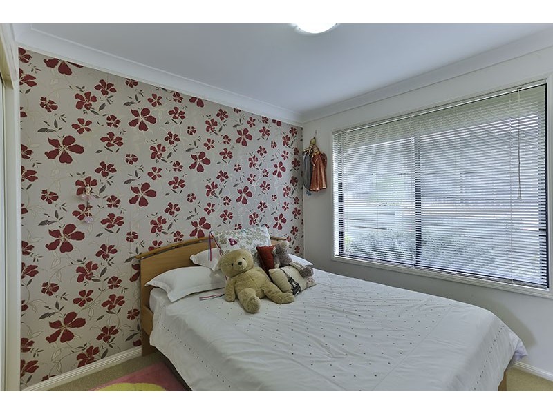 25 Wareena Crescent, Glenvale QLD 4350