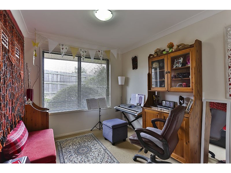 25 Wareena Crescent, Glenvale QLD 4350