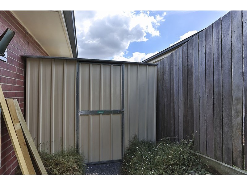 25 Wareena Crescent, Glenvale QLD 4350