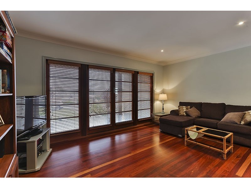 37 Maker Street, Rangeville QLD 4350