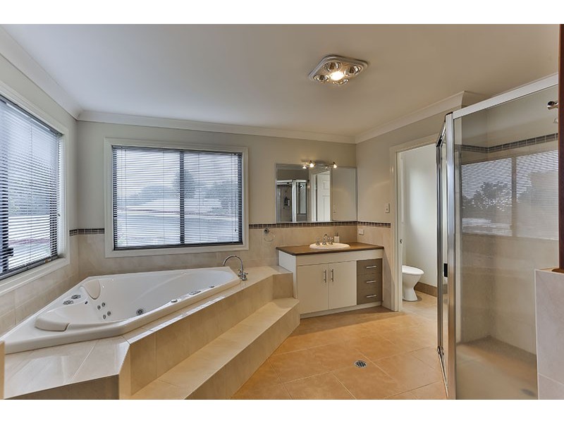 37 Maker Street, Rangeville QLD 4350