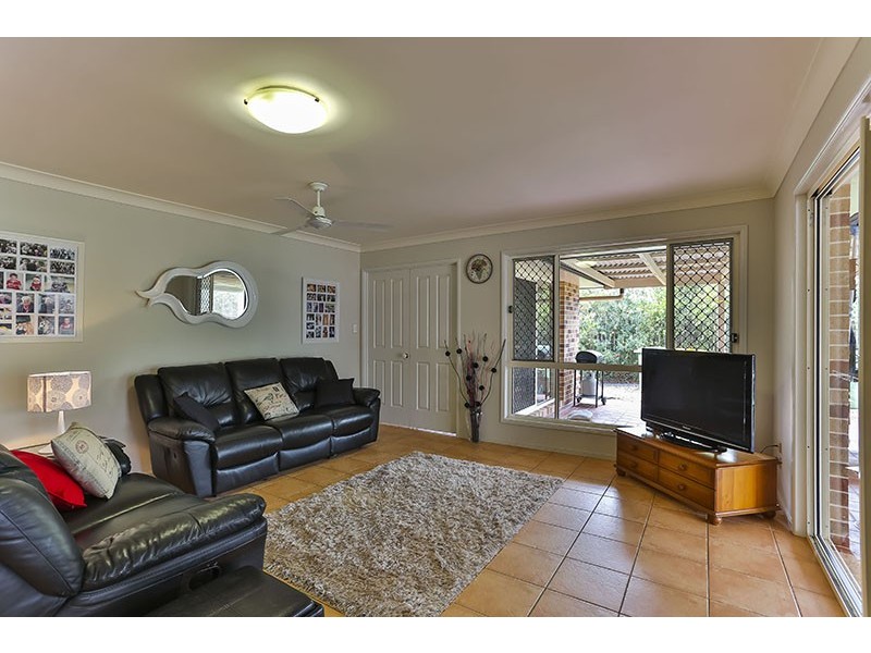 43 Belclaire Drive, Westbrook QLD 4350