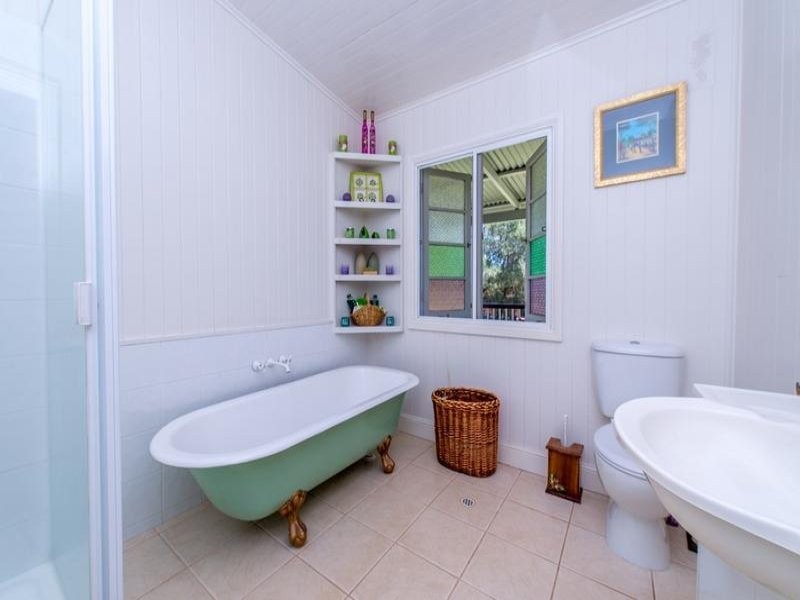 25 Phillip Street, East Toowoomba QLD 4350