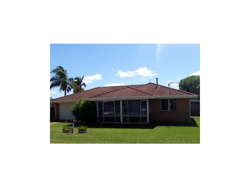 1 Koenig Court, Wilsonton QLD 4350