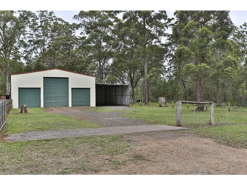 61 Zeller Road, Geham QLD 4352