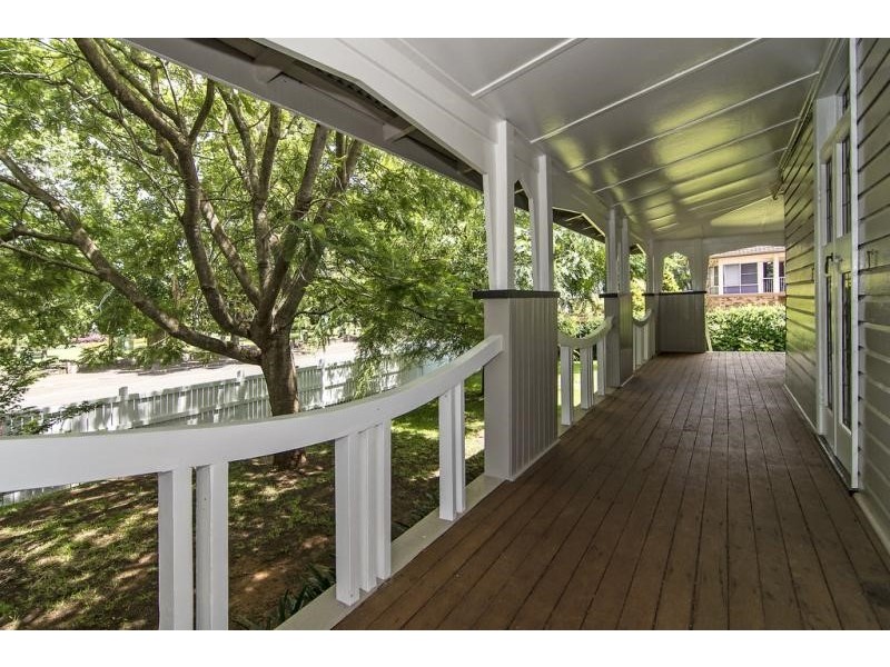 38 Lindsay Street, East Toowoomba QLD 4350