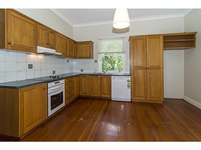 38 Lindsay Street, East Toowoomba QLD 4350