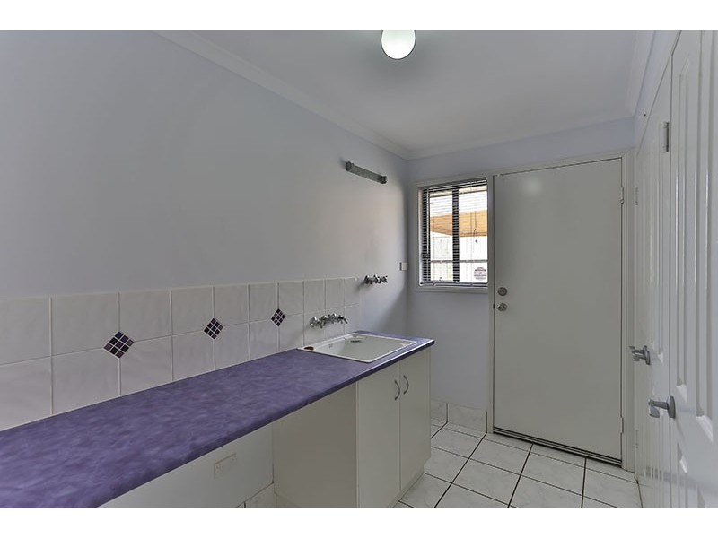 14 Shelton Crescent, Kearneys Spring QLD 4350