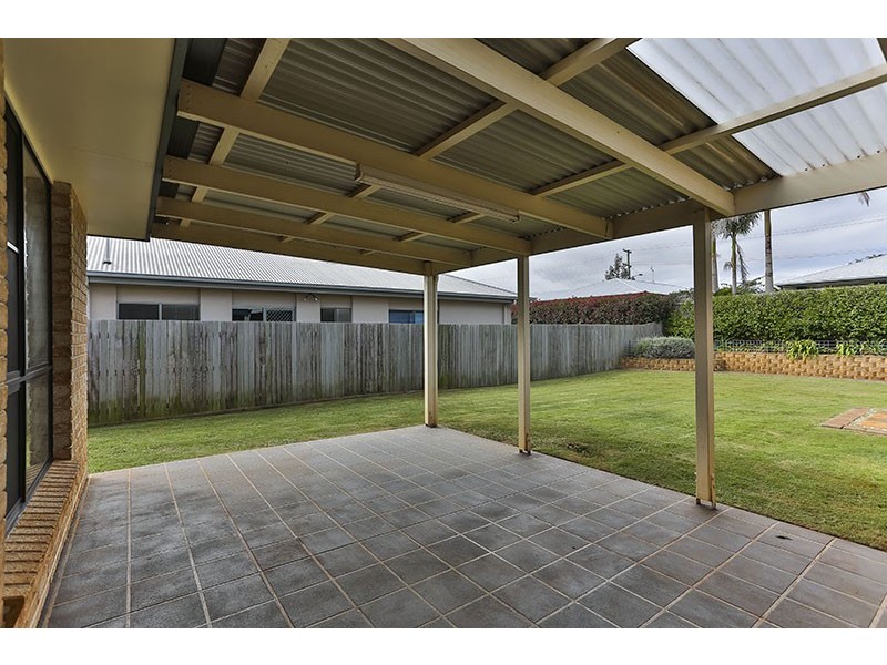 14 Shelton Crescent, Kearneys Spring QLD 4350