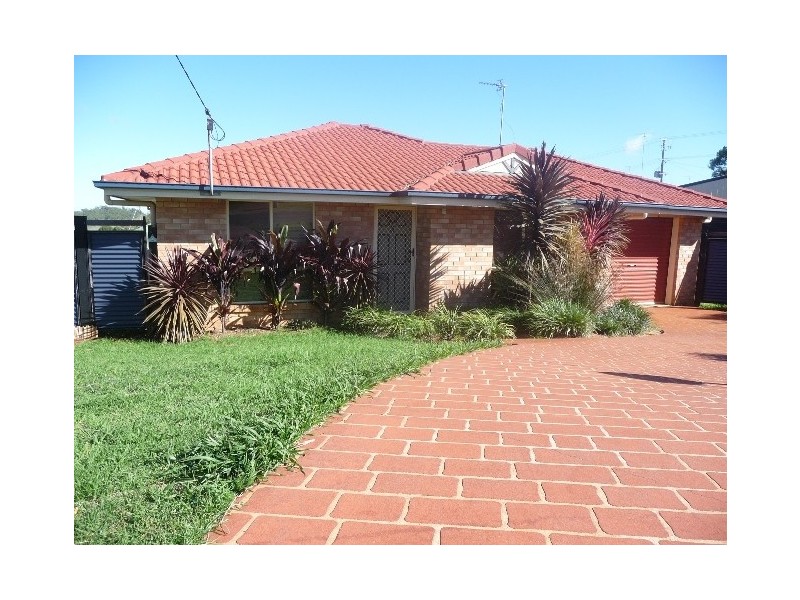3 Elizabeth Kenny Court, Harristown QLD 4350