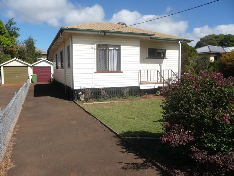 10 Goode Street, Newtown QLD 4350